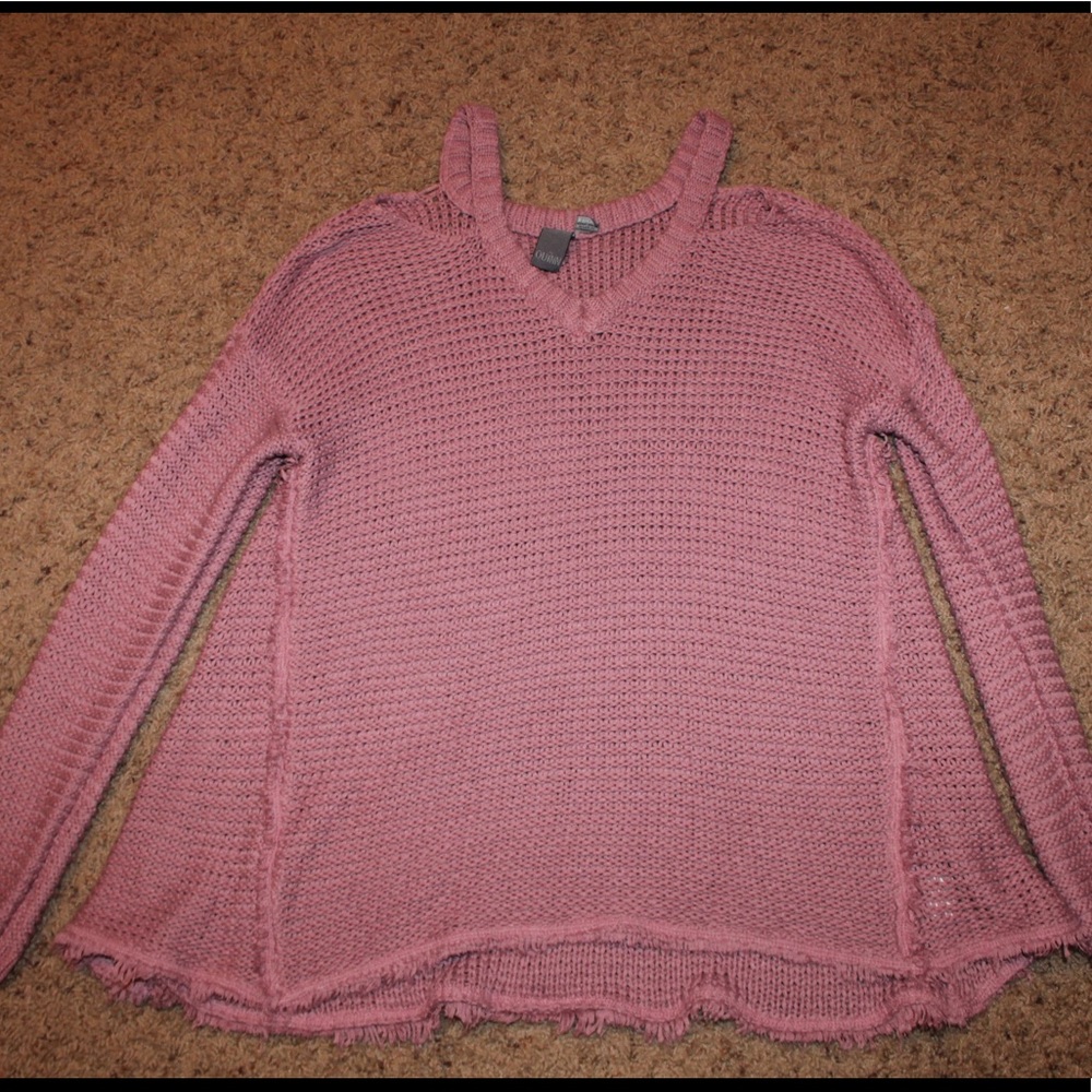 Francesca’s Quinn Cold Shoulder Sweater